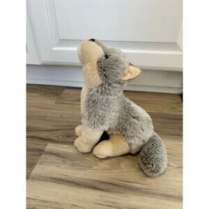 Vintage Tiger Tale Toys Coyote Plush Stuffed Animal 10” Wolf Howling Realistic
